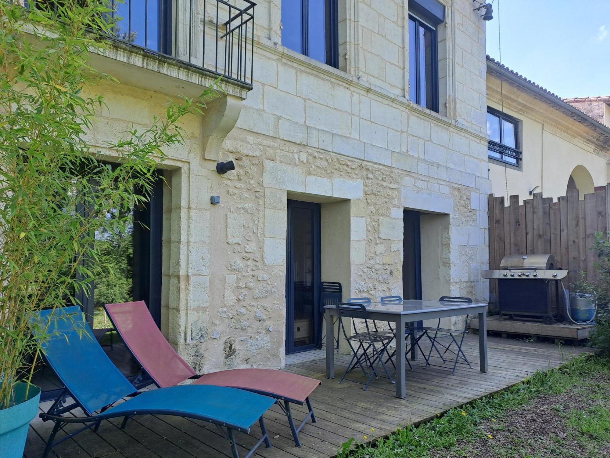 Appartement Domaine Ecoline à Sadirac Extérieur photo